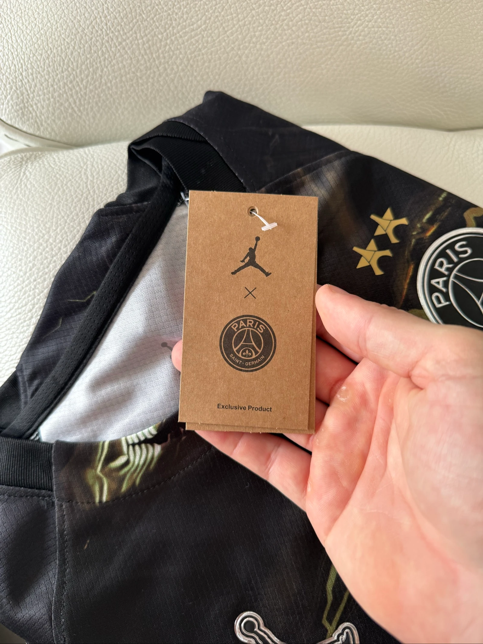 Camisola de futebol PSG back2back 2 estrelas nova tamanho M – photo 8